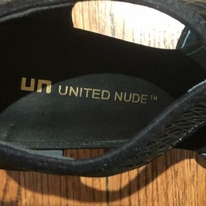 New never worn shoes size 9